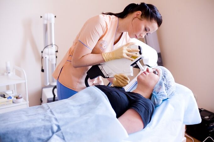 Procedura de întinerire a pielii faciale cu laser